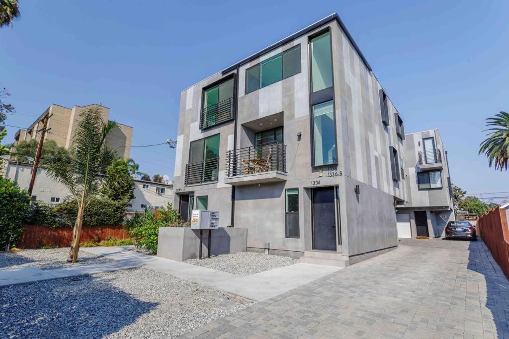 Hollywood Art House With Bright Sunlight Los Angeles Exterior foto