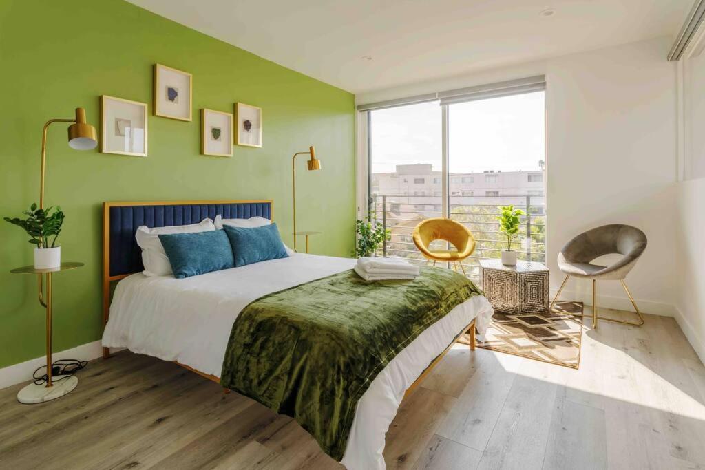 Hollywood Art House With Bright Sunlight Los Angeles Exterior foto